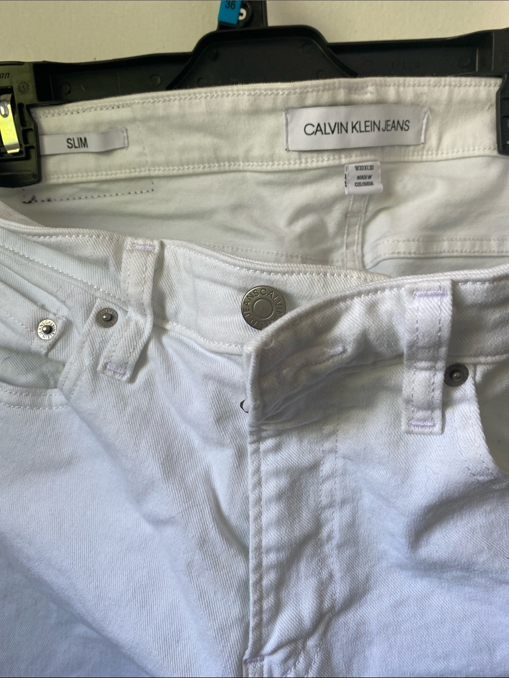 Calvin Klein Jeans Slim Men's White Denim jeans 31/32 new tag off